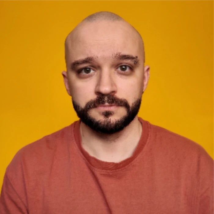Юрий Романов
